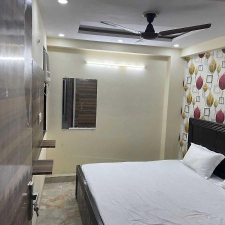 Hotel O Devansh Inn نيودلهي المظهر الخارجي الصورة